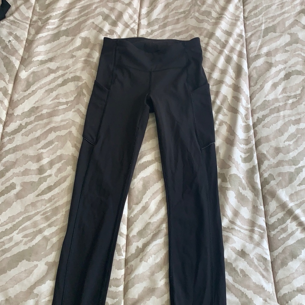 Size 2 black lulu lemon leggings